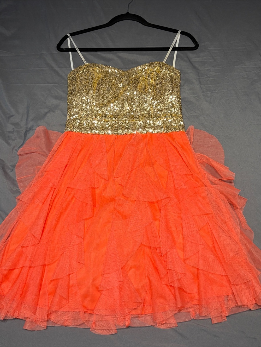 B.Darlin Sequin and Tulle strapless Dress Juniors Size 9/10 Gold and Salmon mini